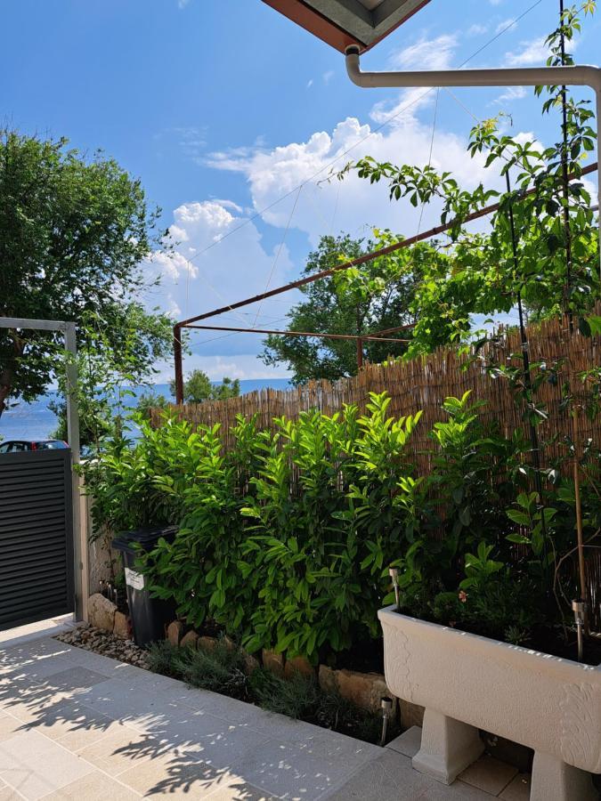Apartman Dupin Dugi Rat Exterior foto